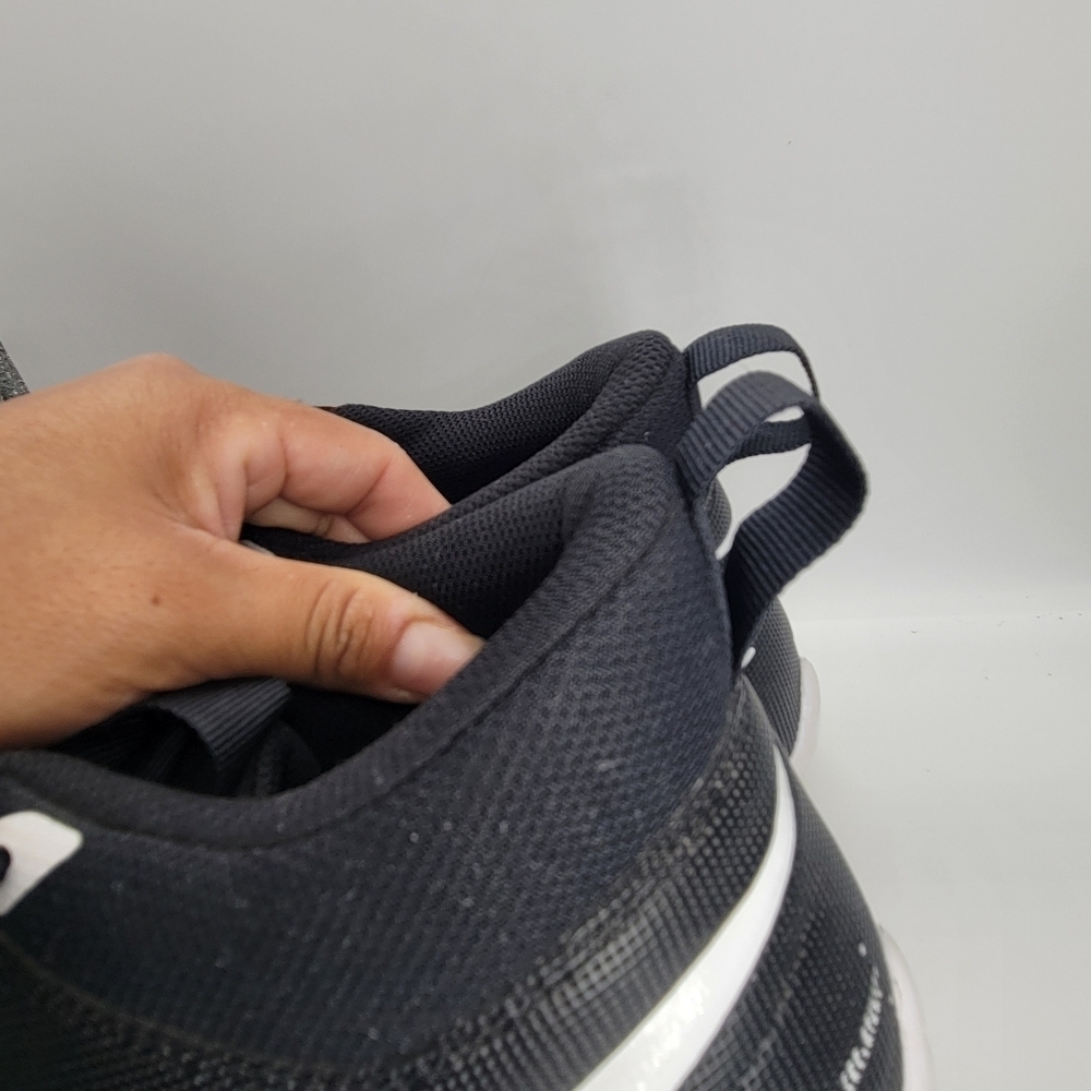 Nike Alpha Engineered Black and White Athletic Cleats Size 11 Lace up - Picture 11 of 12